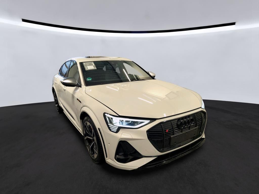 Audi e-tron 2022
