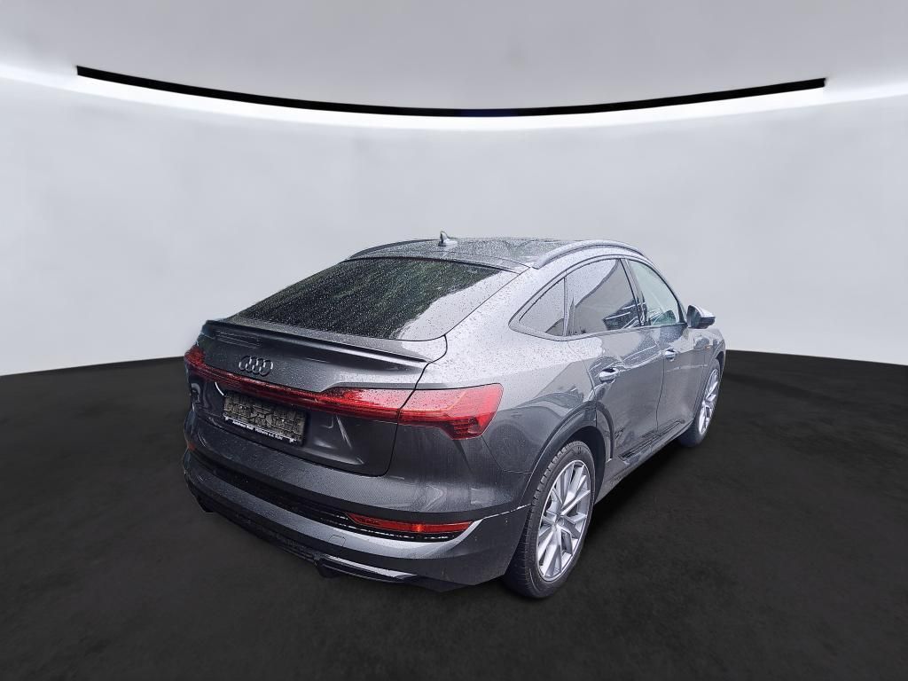Audi e-tron 2022