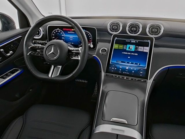 Mercedes-Benz GLC 300 2025