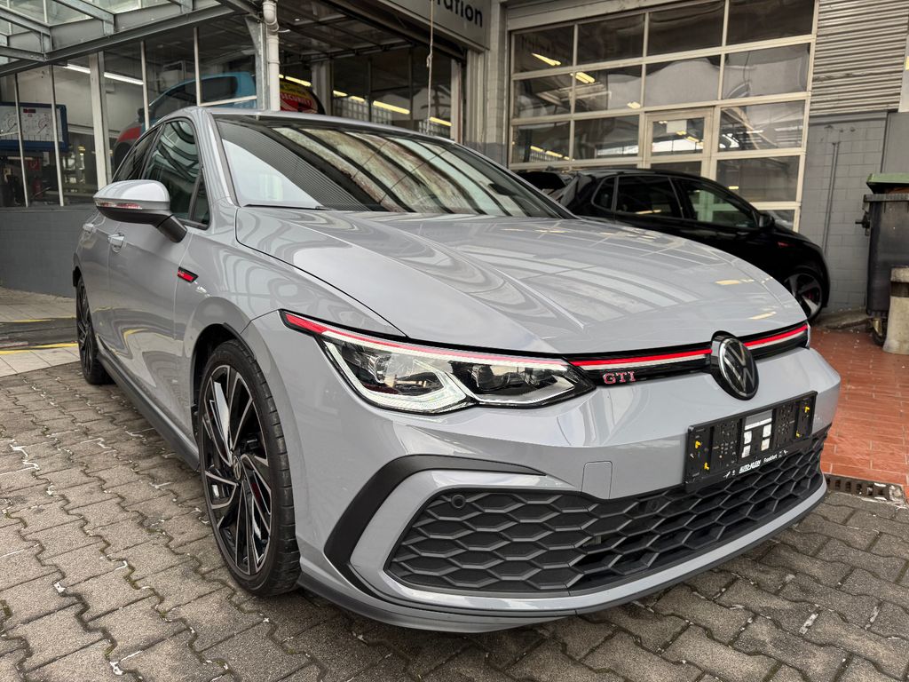 Volkswagen Golf 2024