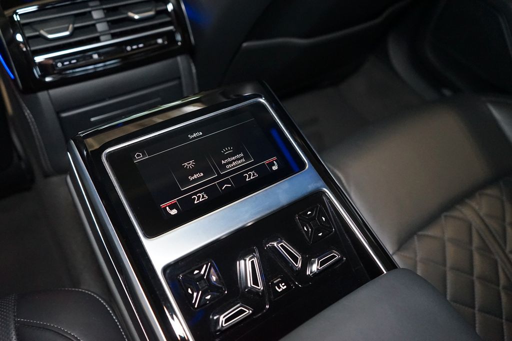 Audi A8 2022