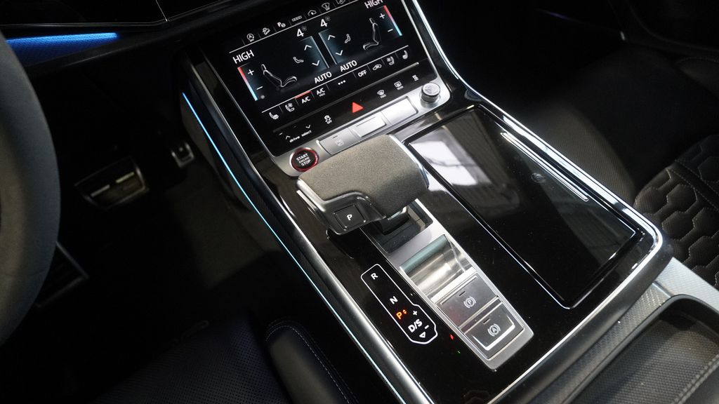 Audi RSQ8 2022