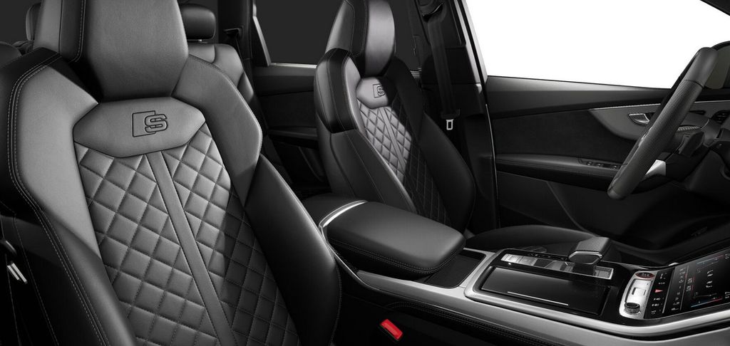 Audi SQ7 2025