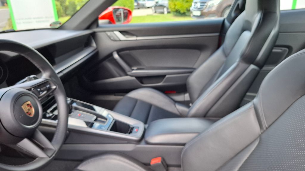 Porsche 992 2022
