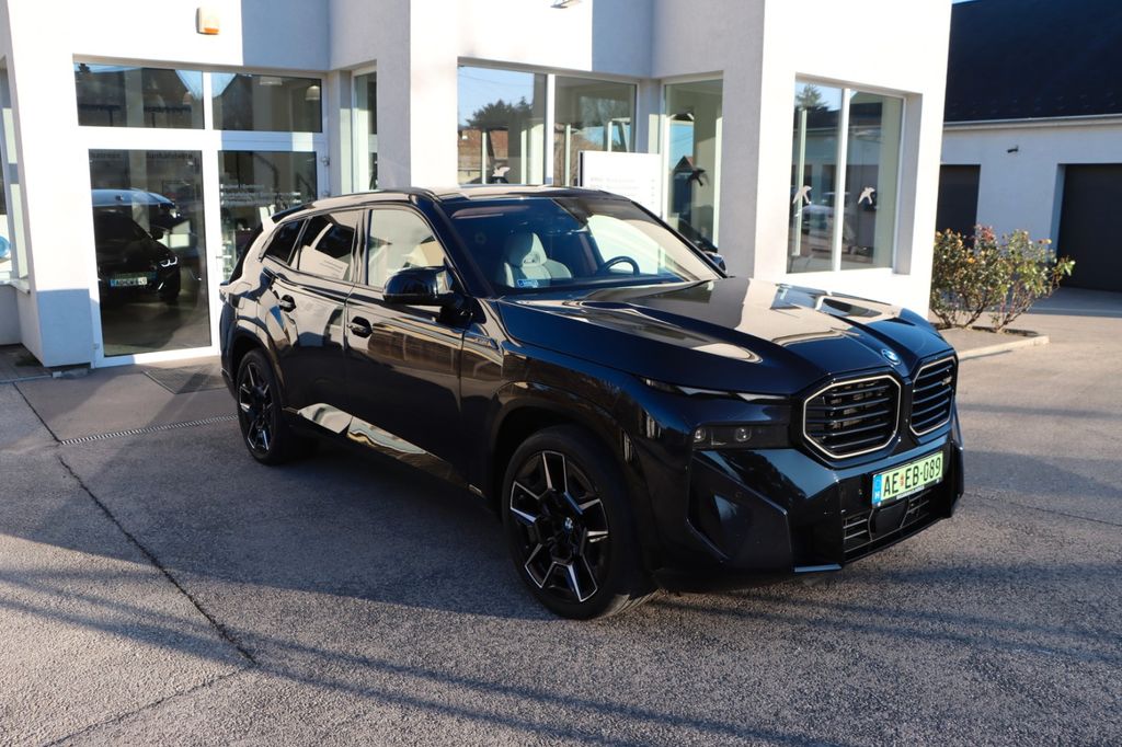 BMW XM 2023