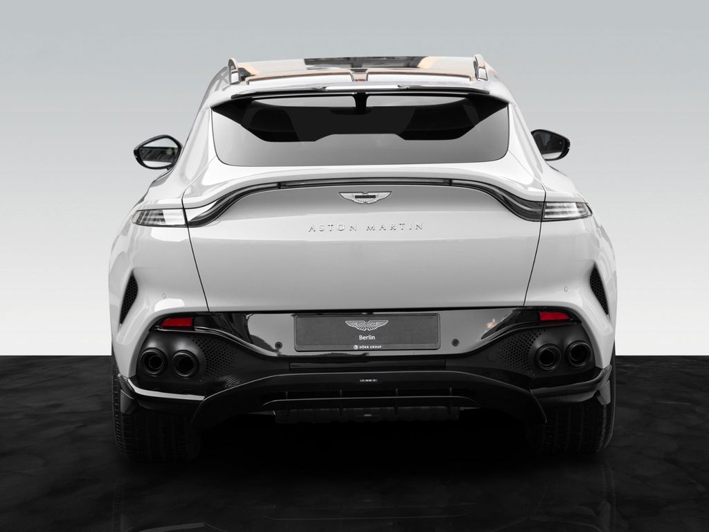 Aston Martin DBX 2024