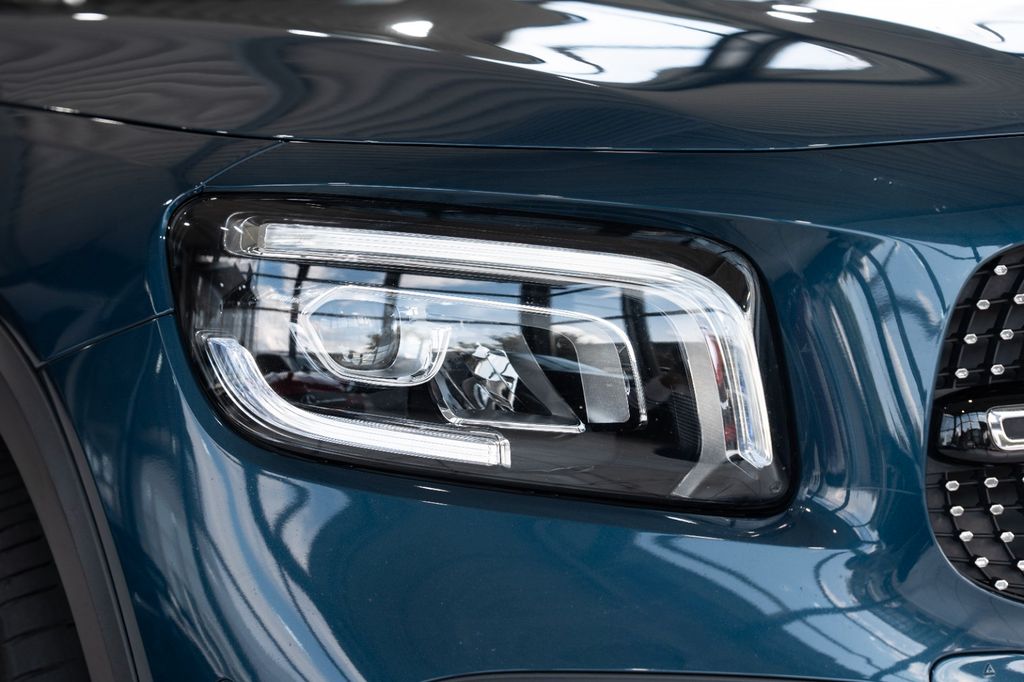 Mercedes-Benz GLB 200 2022