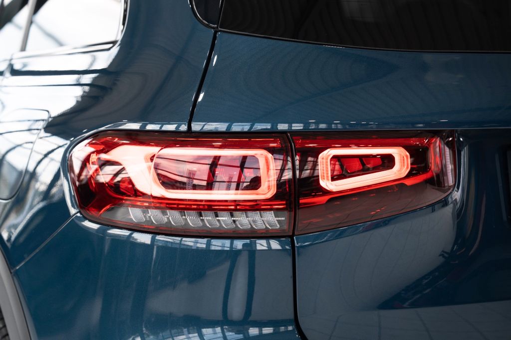 Mercedes-Benz GLB 200 2022