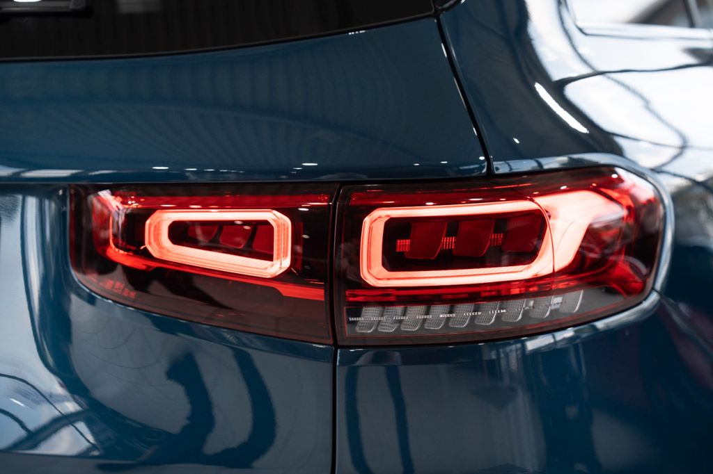 Mercedes-Benz GLB 200 2022