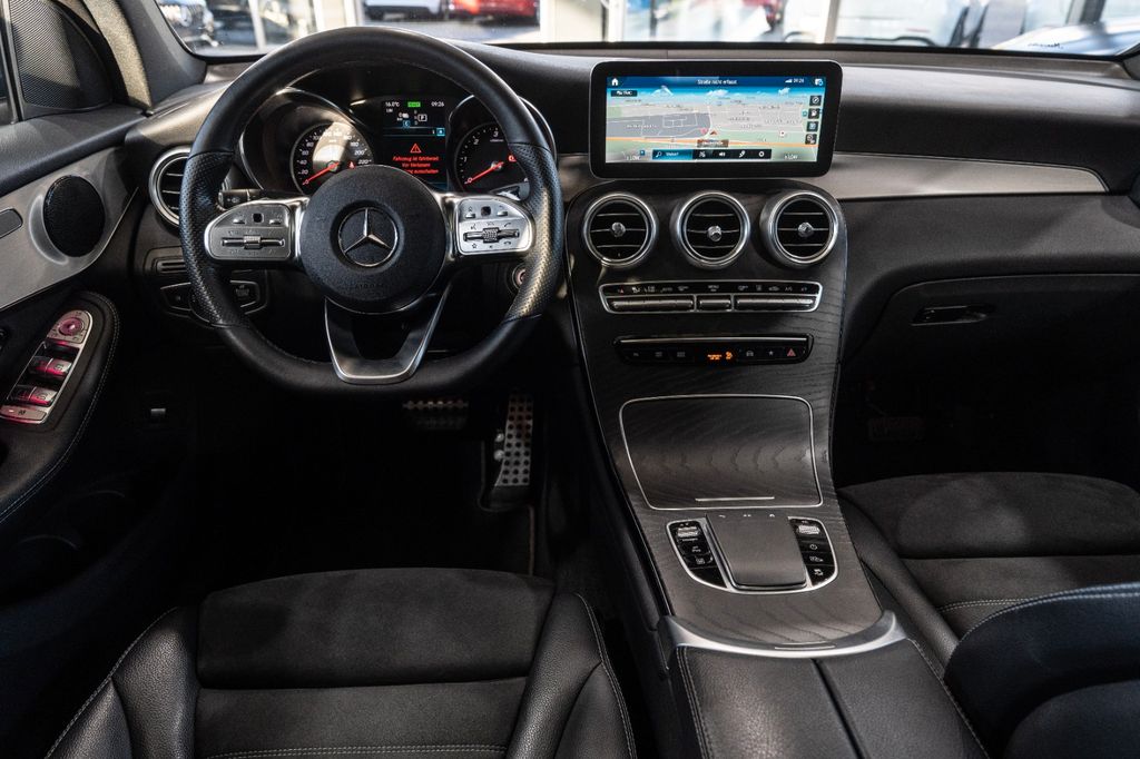 Mercedes-Benz GLC 300 2020