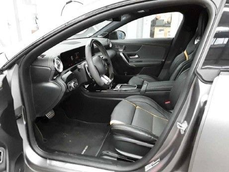 Mercedes-Benz CLA 45 AMG 2023