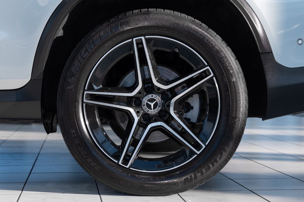 Mercedes-Benz GLC 300 2020