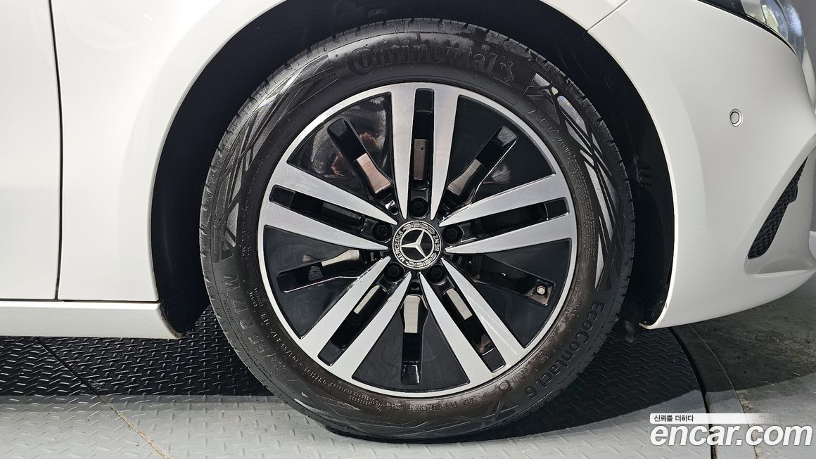 Mercedes-Benz A-Class 2021