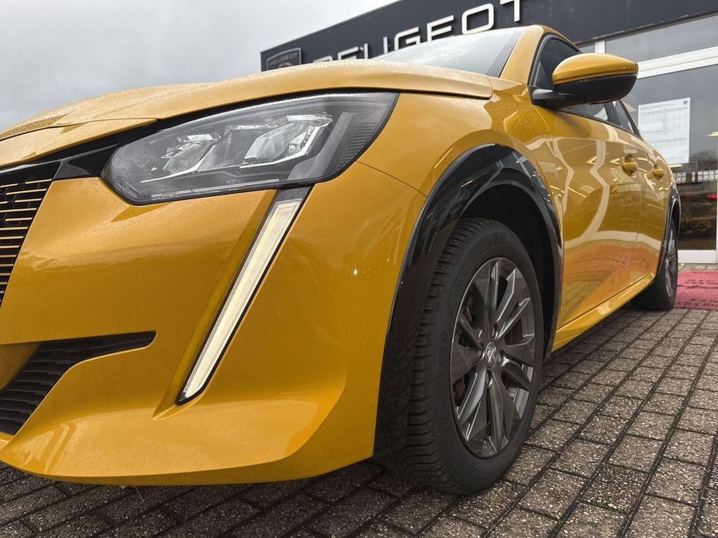Peugeot 208 2021