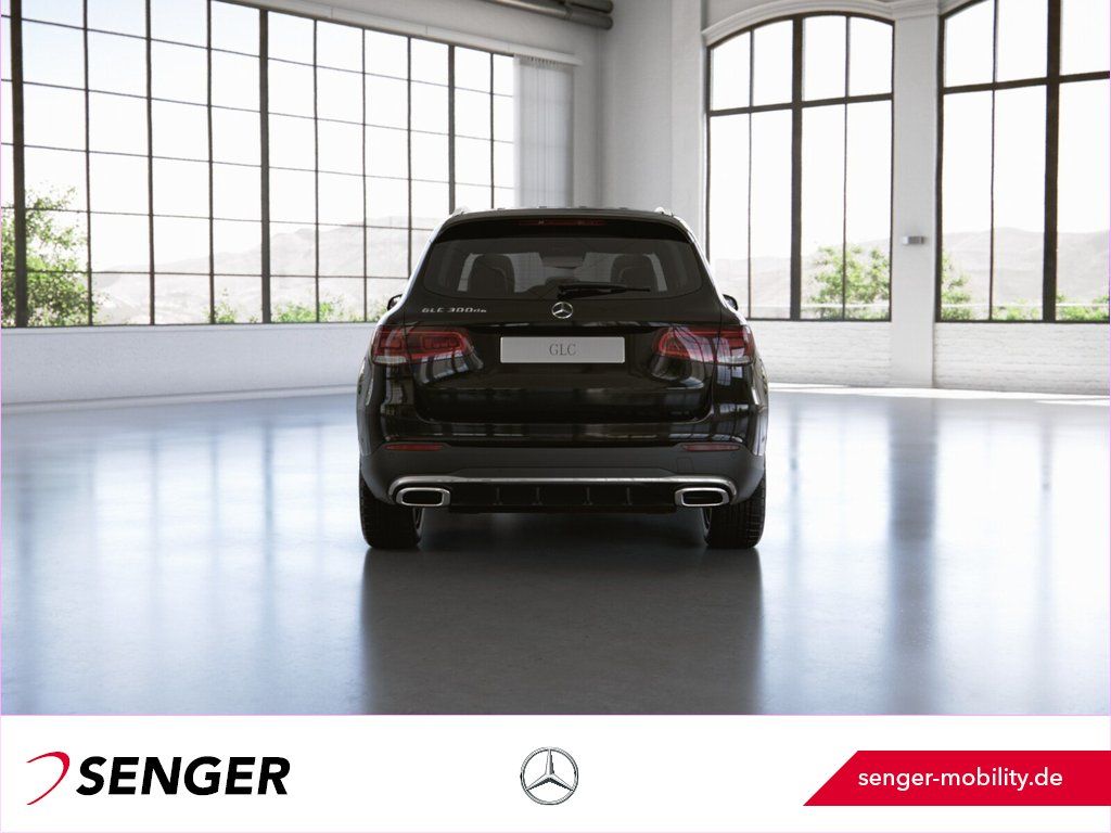 Mercedes-Benz GLC 300 2021
