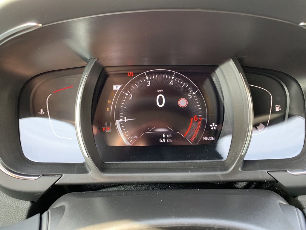 Renault Grand Scenic 2022