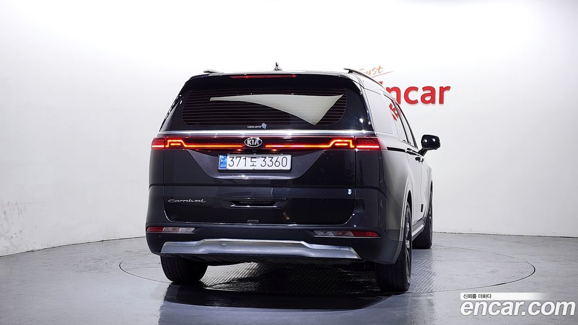 Kia Canival 2021