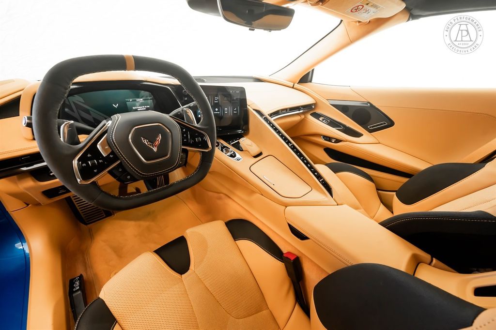Corvette C8 2025