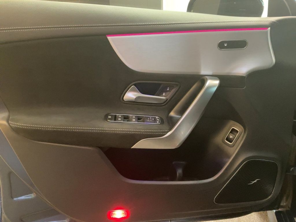 Mercedes-Benz CLA 250 2021