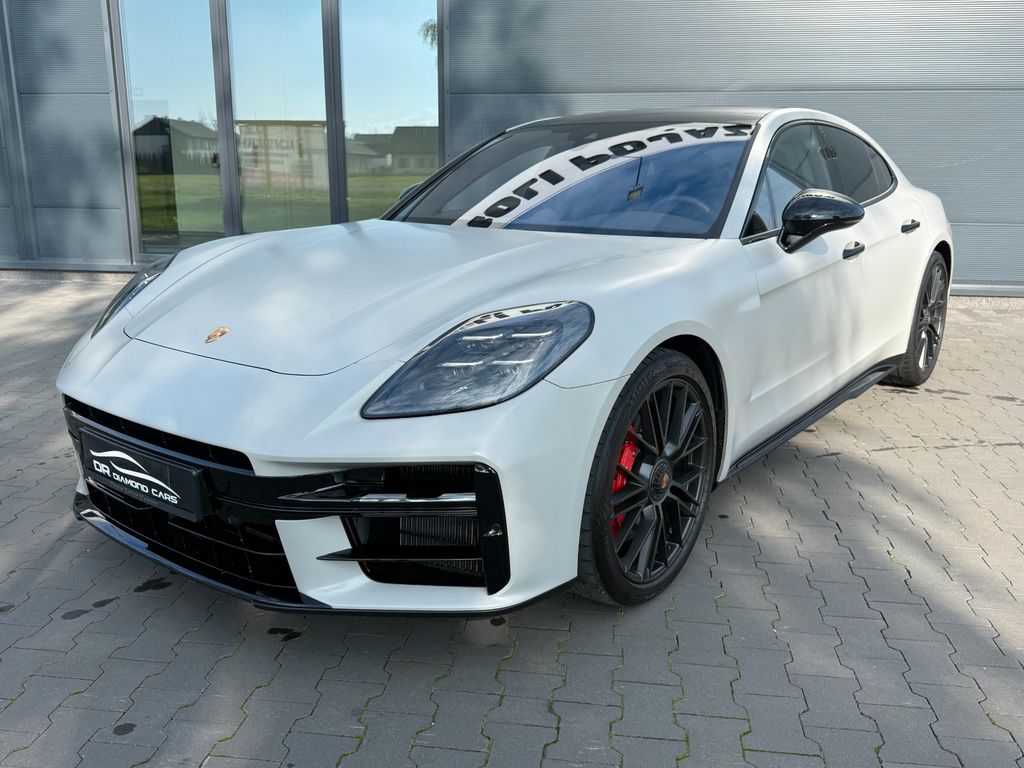 Porsche Panamera 2025
