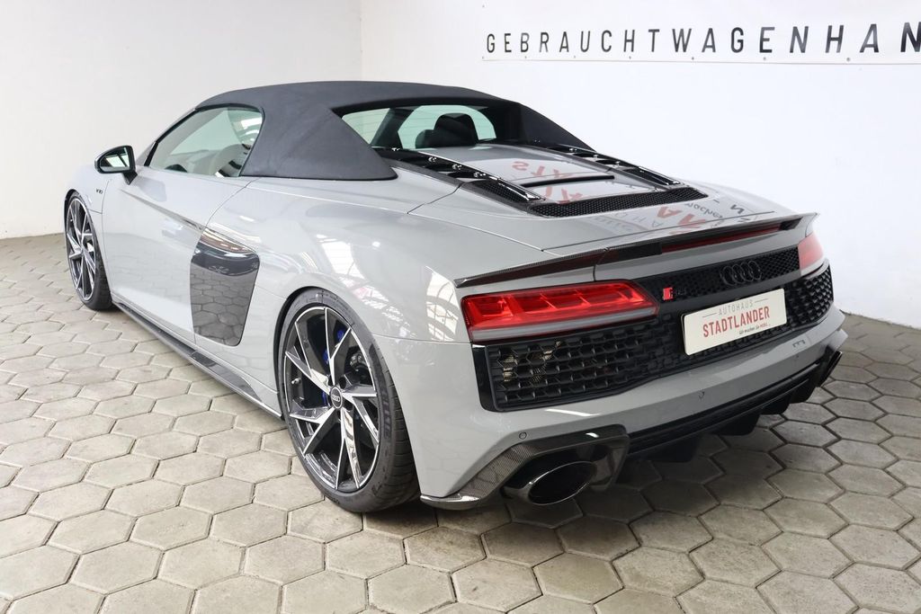 Audi R8 2023