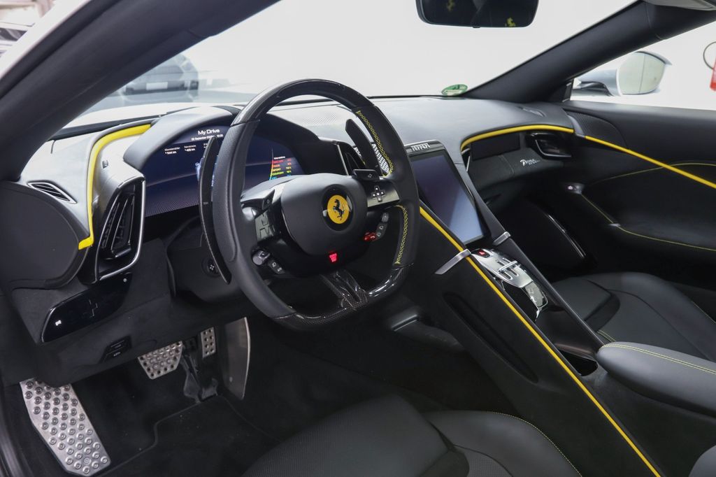 Ferrari Roma 2024