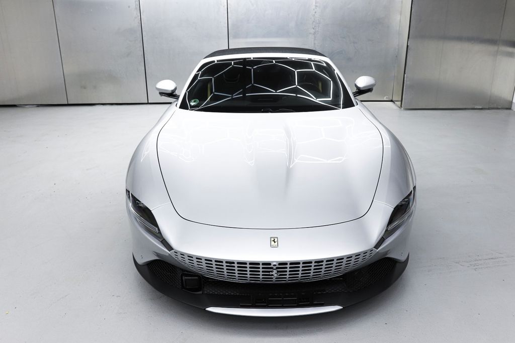 Ferrari Roma 2024