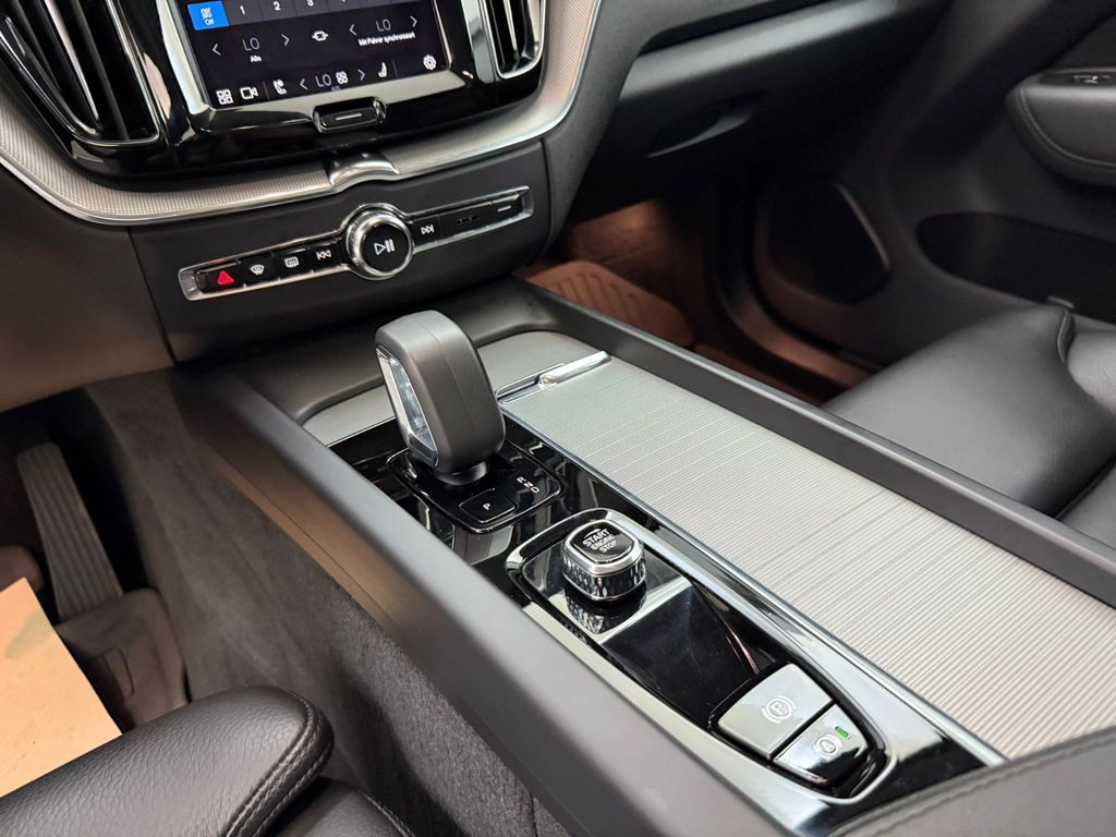 Volvo XC60 2023