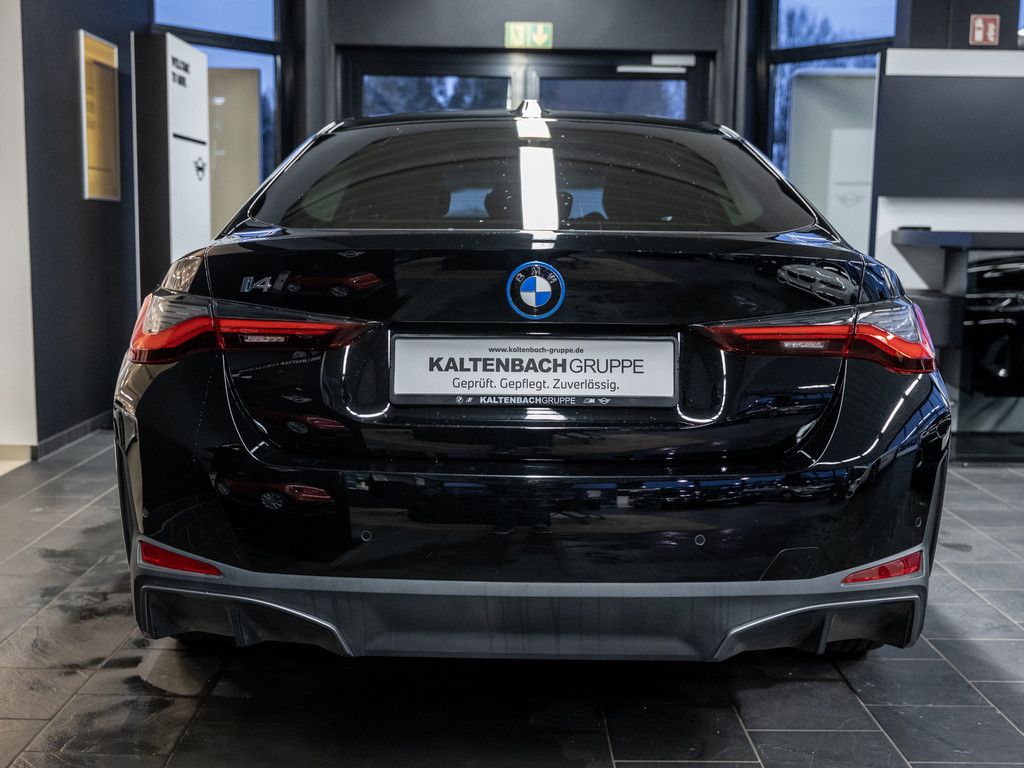 BMW i4 2023