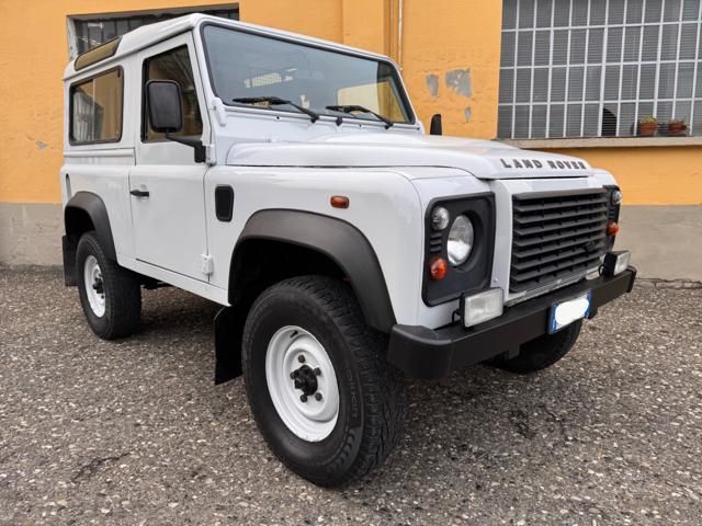 Land Rover Defender 2014
