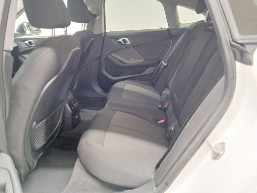 BMW 218 Gran Coupé 2024