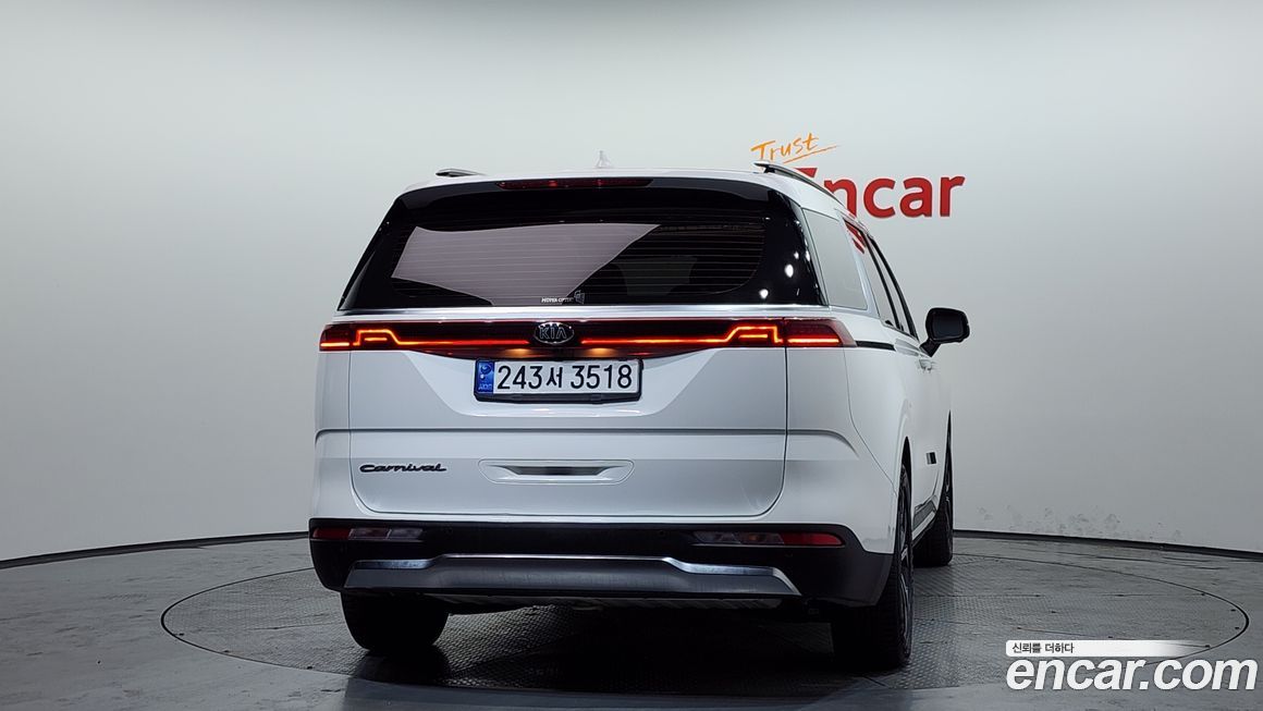 Kia Canival 2021