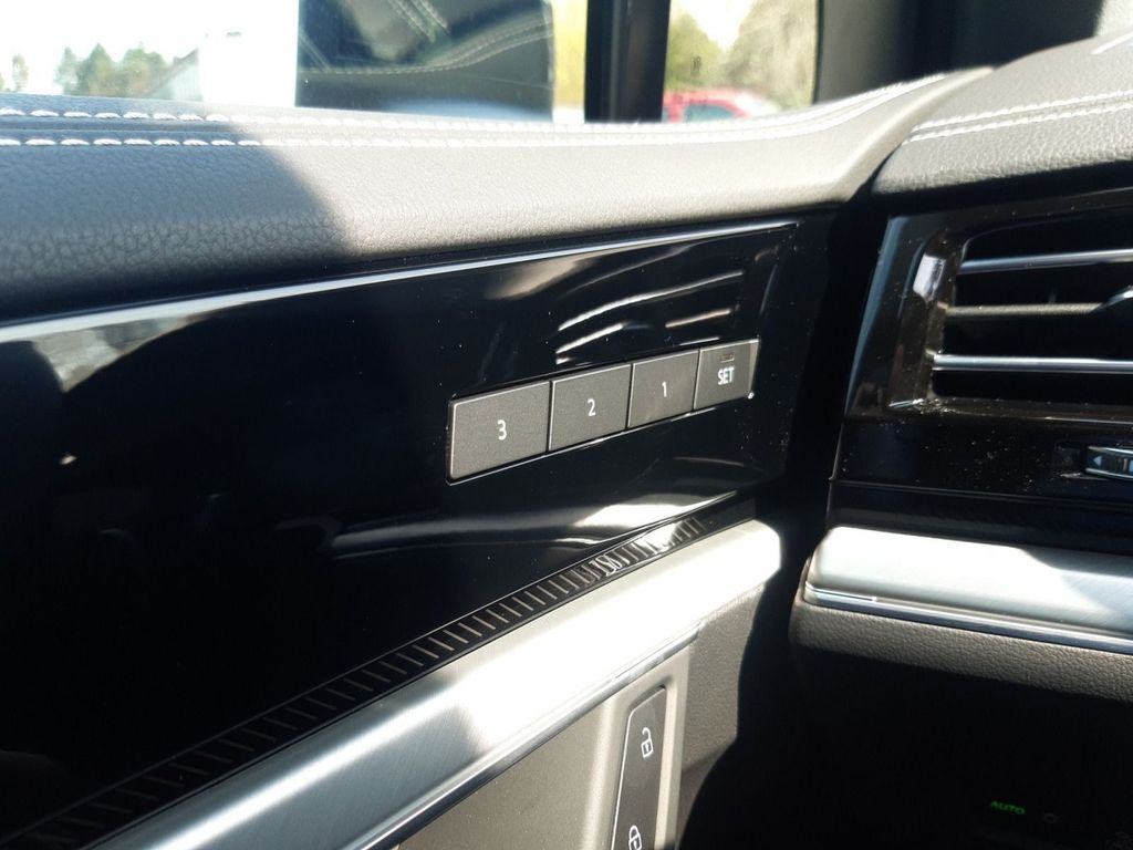 Volkswagen Touareg 2025