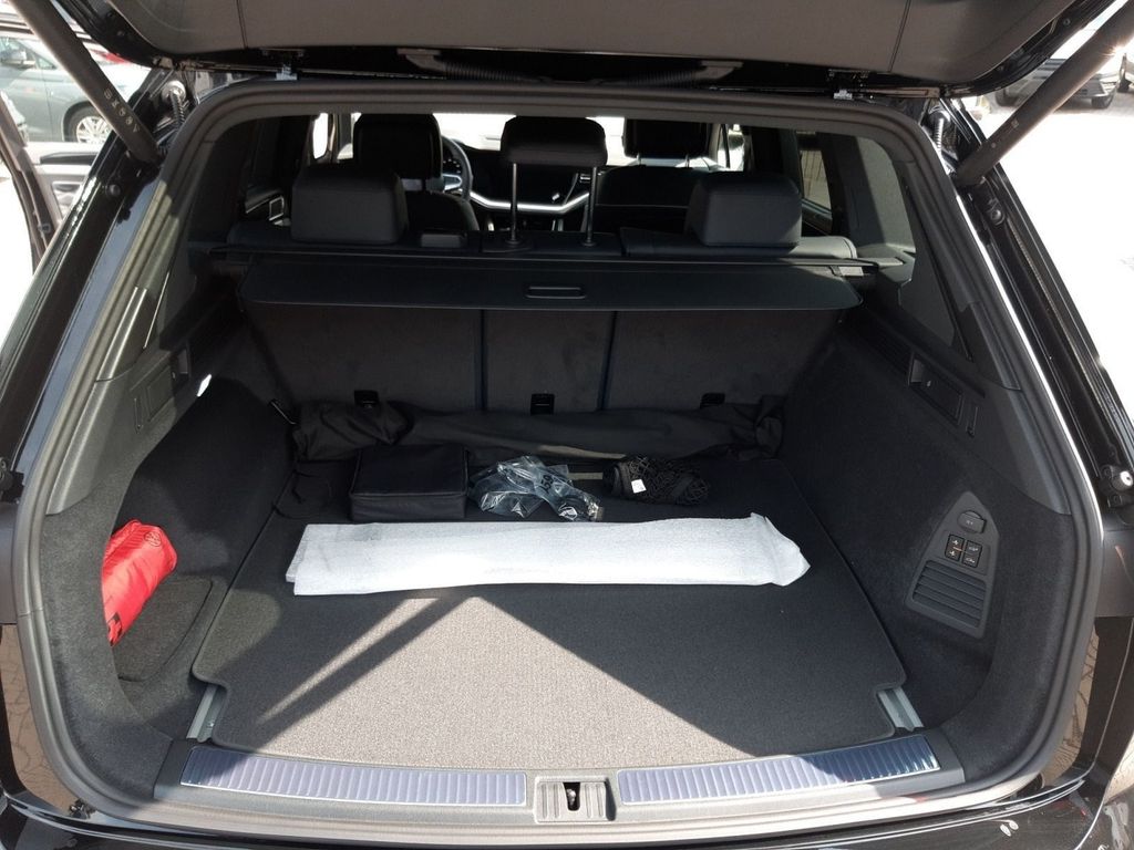 Volkswagen Touareg 2025