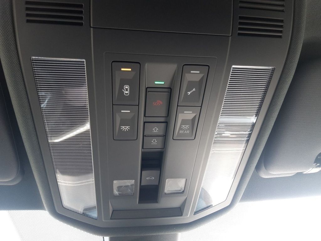 Volkswagen Touareg 2025