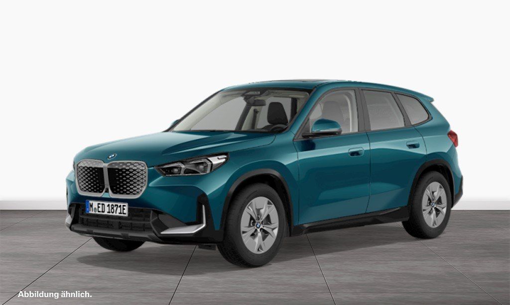 BMW iX1 2023