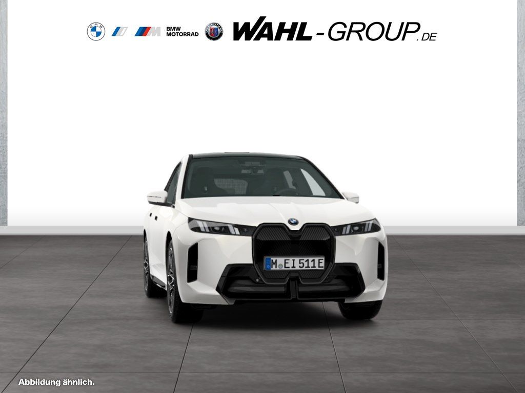 BMW iX 2025