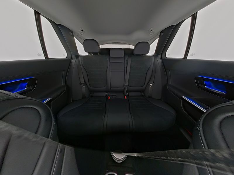 Mercedes-Benz C 300 2024