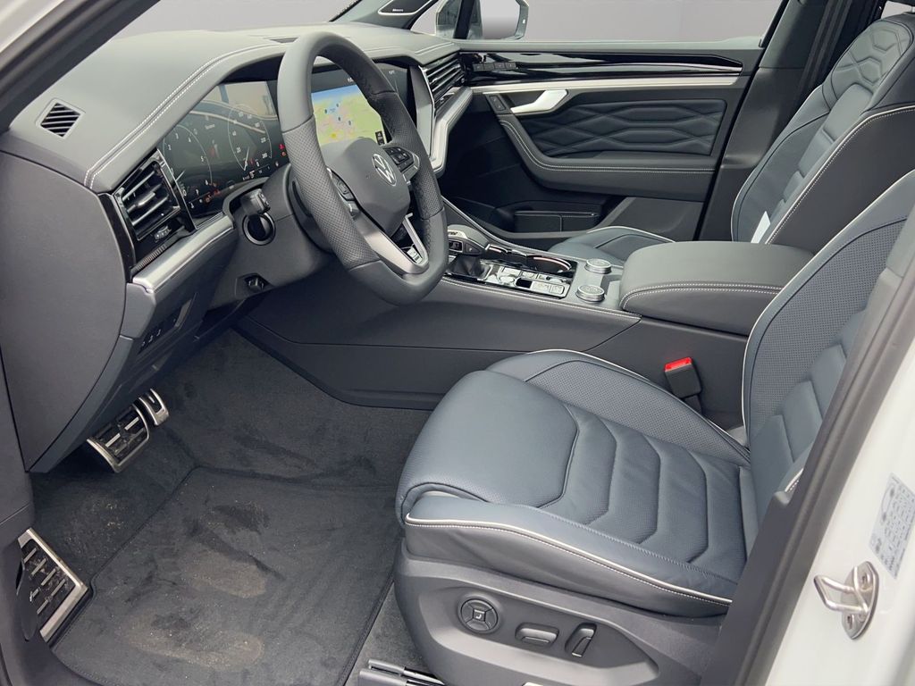 Volkswagen Touareg 2025