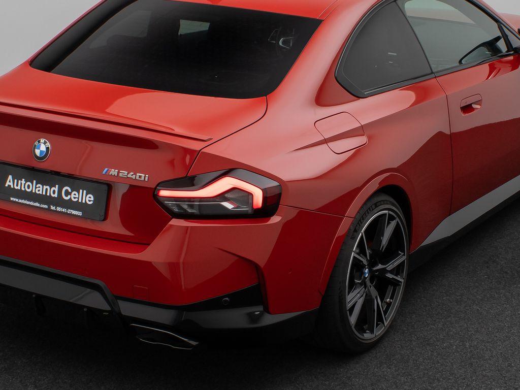BMW M240i 2022