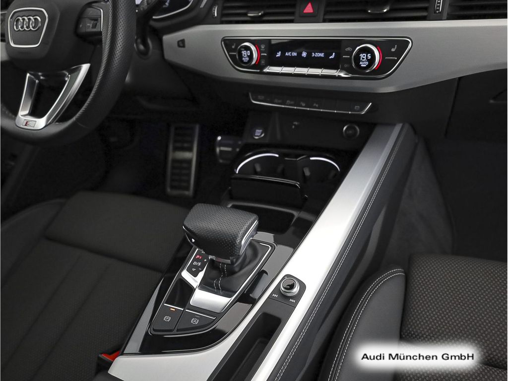 Audi A4 2023