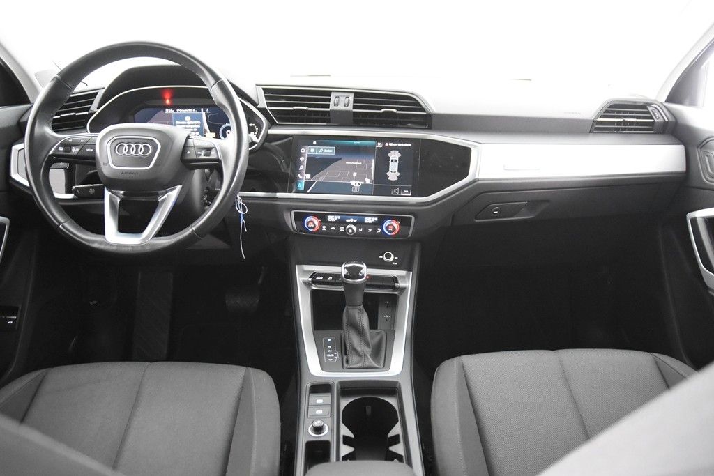 Audi Q3 2021