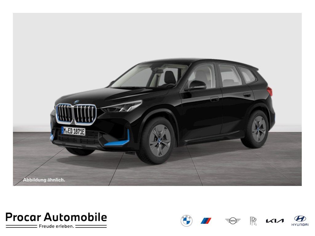 BMW iX1 2023