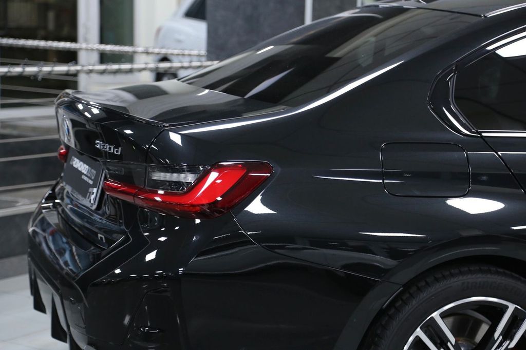 BMW 320 2025