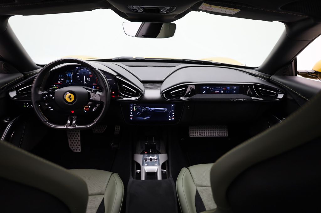 Ferrari 12Cilindri 2024