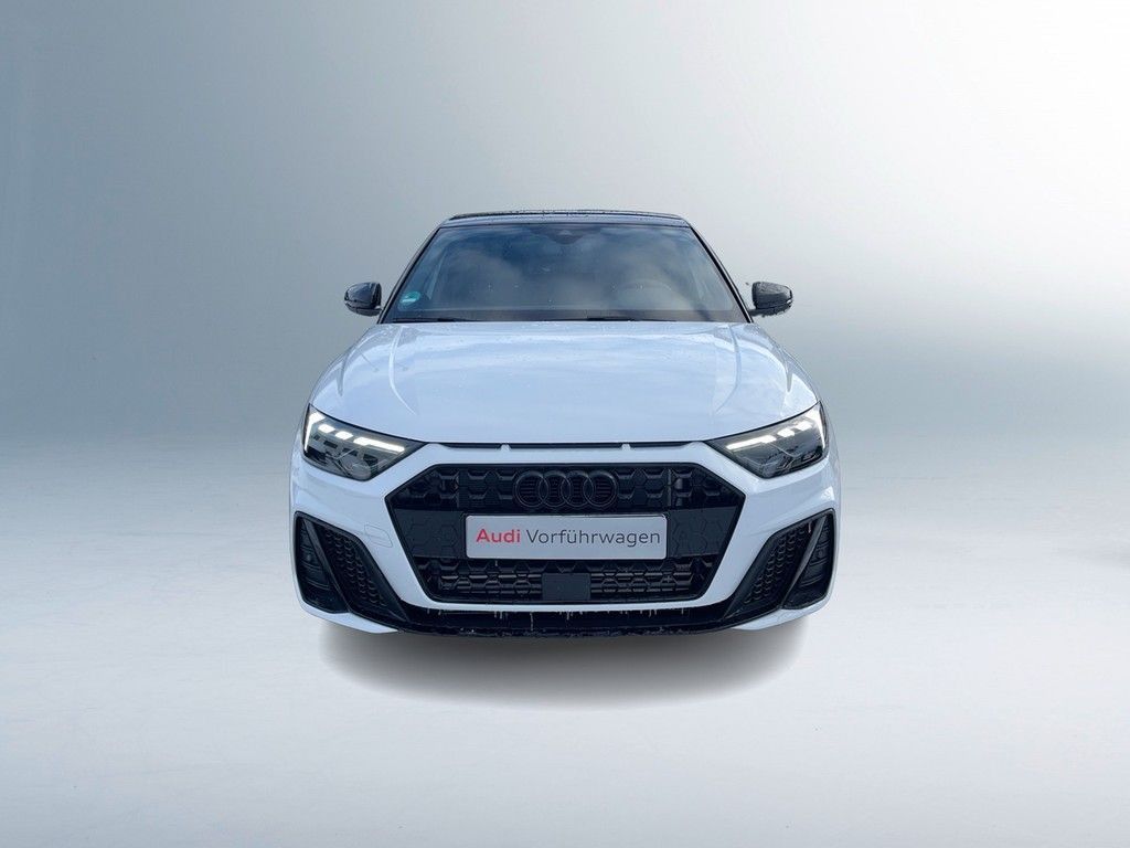 Audi A1 2025