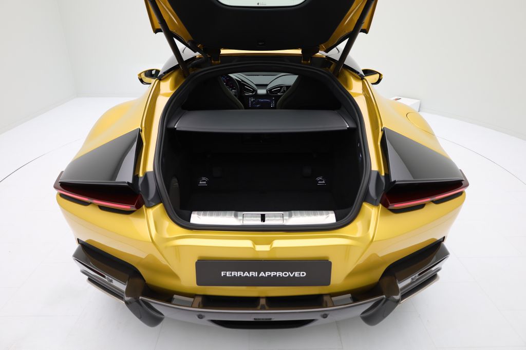 Ferrari 12Cilindri 2024