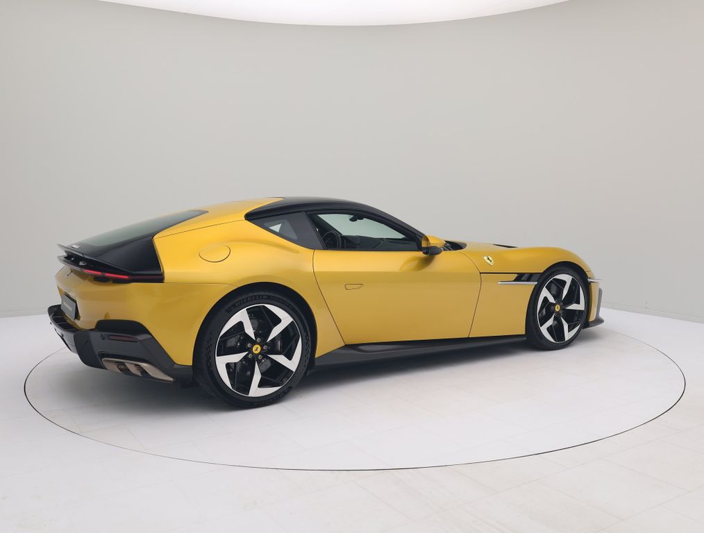 Ferrari 12Cilindri 2024