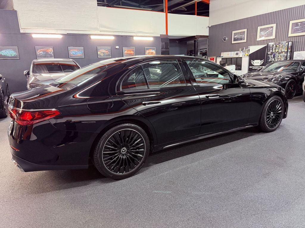 Mercedes-Benz E 220 2024