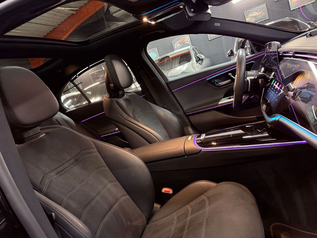 Mercedes-Benz E 220 2024